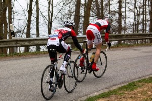 Matthias Hivner und Tobias Deroni am Berg in Zusmarshausen (Bild von Andi Knödler, Persis Racing Team Nattheim)