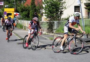 Otto bei der Zieldurchfahrt in Keltern-Ellmendingen