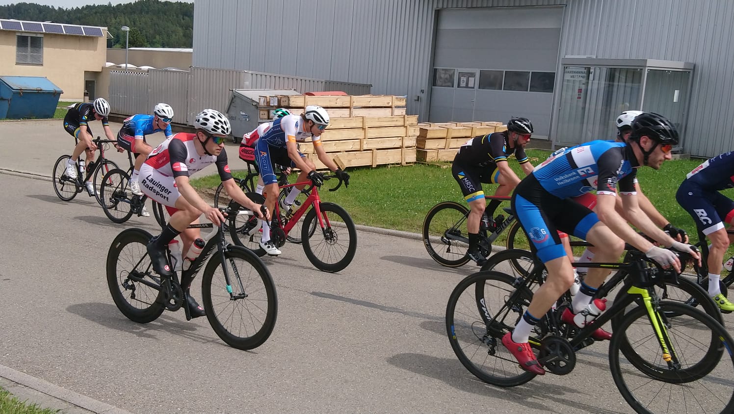 Matthias Hivner fährt im Eliterennen zum Klassenerhalt